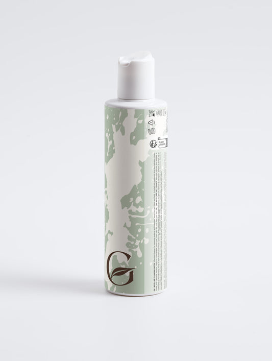 Eau micellaire démaquillante à l’aloe vera